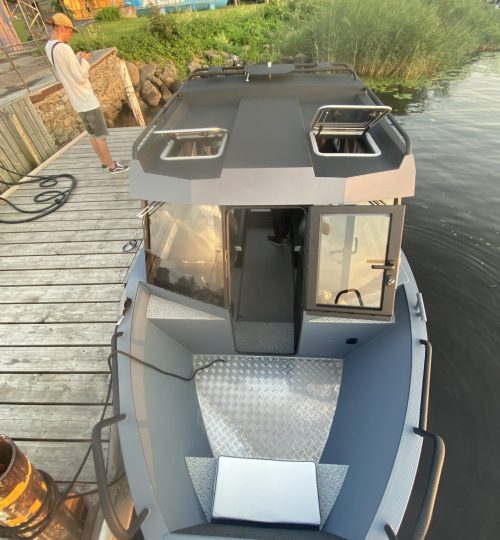 DADDY SHARK - MOOTORPAAT REALCRAFT CABIN 175HP 10